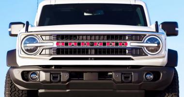 Ford Bronco 60th Anniversary: ретро-стиль к юбилею