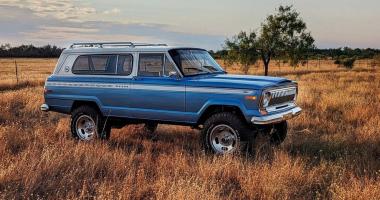 Jeep Cherokee S 1975 года восстановили, добавив 485-сильный двигатель и 300-тысячный ценник