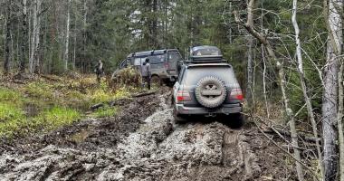 Лёня Немодный: Притяжение «Чухломы»