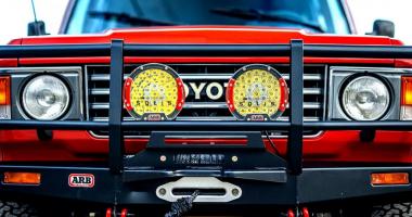 Громкое сердце классики: V8 в легендарном Land Cruiser FJ60