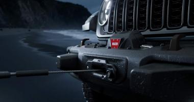 Тёмный воин. Jeep представил специальную версию Gladiator