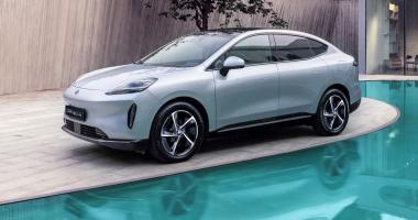 Новый GAC Hyptec HT вышел на РФ-рынок: цена и особенности