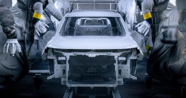 Первый кузов JELAND прошёл окраску. Что происходит на бывшем заводе GM