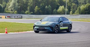 Горячий старт EXEED EXLANTIX ЕS на Moscow Raceway