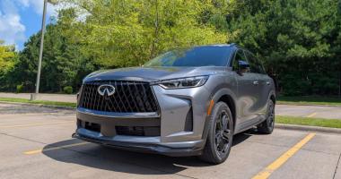 От Infiniti QX60 ожидаешь большего, но он оставляет желать лучшего