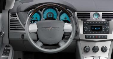 Главный дизайнер Stellantis признал, что старые салоны Chrysler были похожи на дешёвые водяные пистолеты