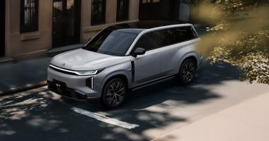 Большой бросок GAC. Последовательный гибрид S7 вышел на РФ-рынок