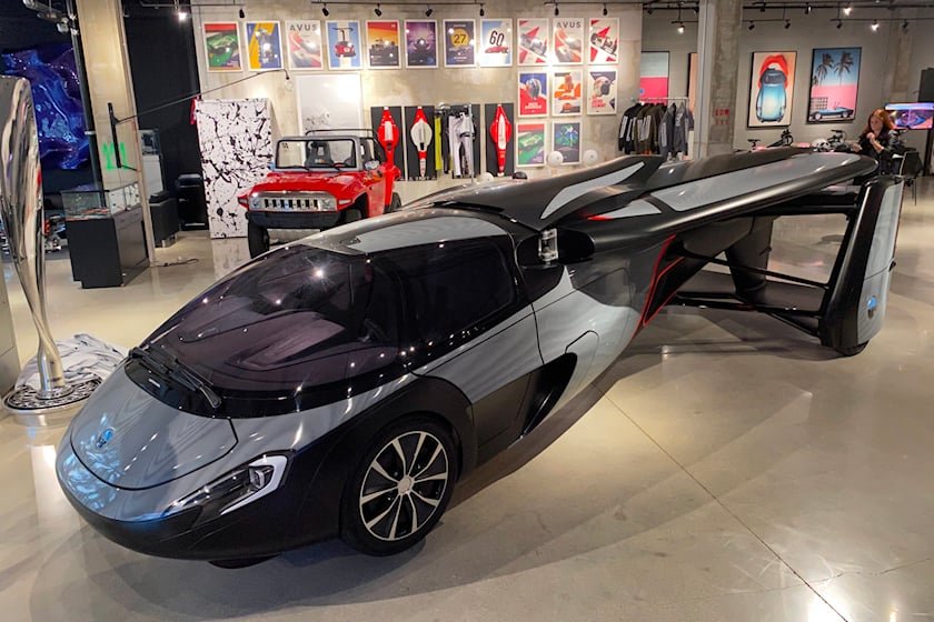 Словацкая компания AEROMOBIL