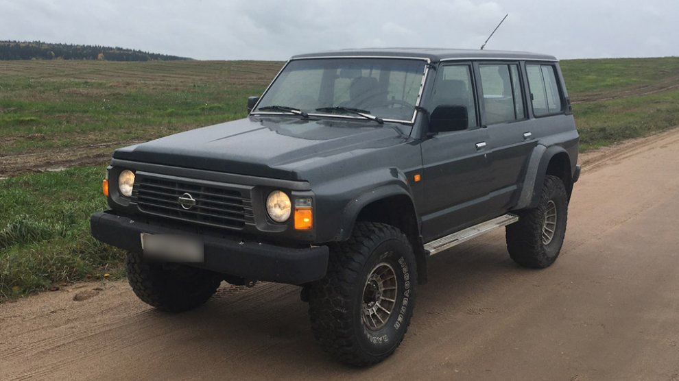 Внедорожники бу краснодарский край. Ниссан Патрол 90х. Nissan Patrol 1987-1997. Nissan Patrol gr y60. Nissan Patrol 1995.