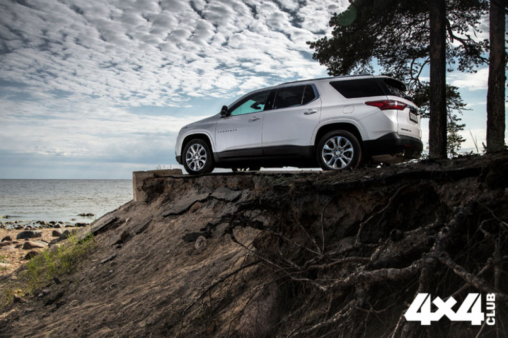 Chevrolet Traverse. Самый длинный в классе