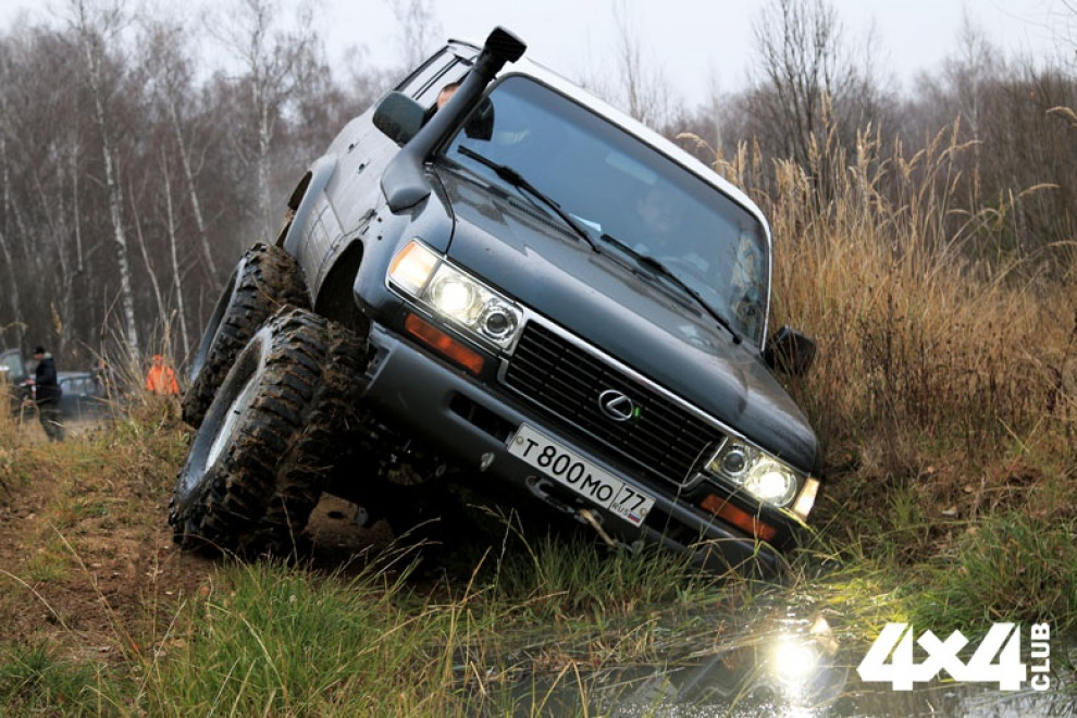 Поверьте, построить вездеход из стандартного Lexus вовсе не сложно