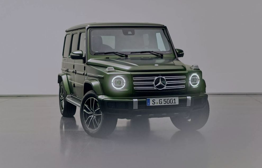 Mercedes выпускает G500 V8 Final Edition, а AMG – чёрно-золотой G63 Grand Edition
