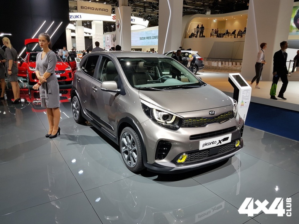 В России стартовали продажи  "вседорожной" малолитражки от Kia