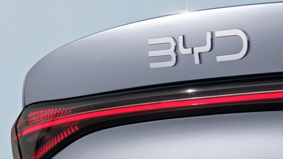 В ближайшие пять лет BYD планирует обойти по продажам Toyota