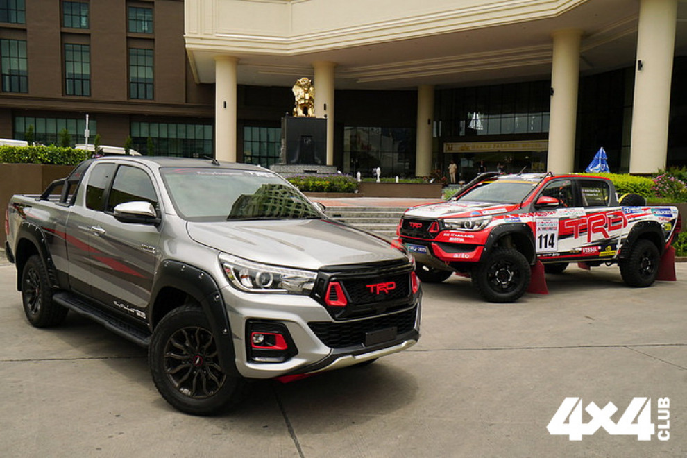 Раллийная спецверсия пикапа Toyota Hilux для Японии