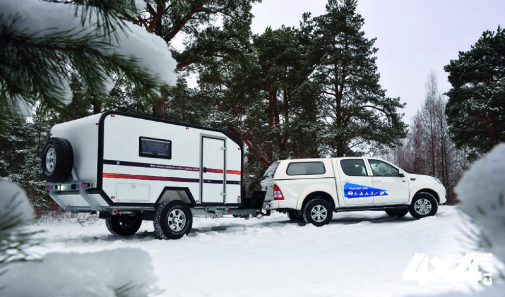 Необычный внедорожный прицеп-дом с массой интересных решений и качественным исполнением