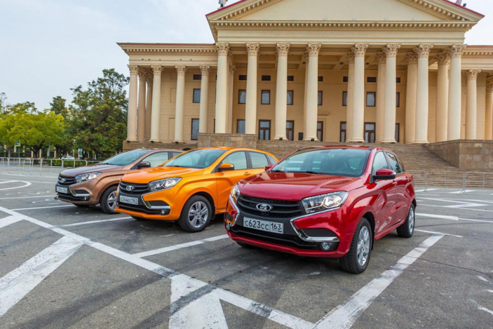 АвтоВАЗ официально запустил Xray с вариатором и оснастит им другие "Лады"