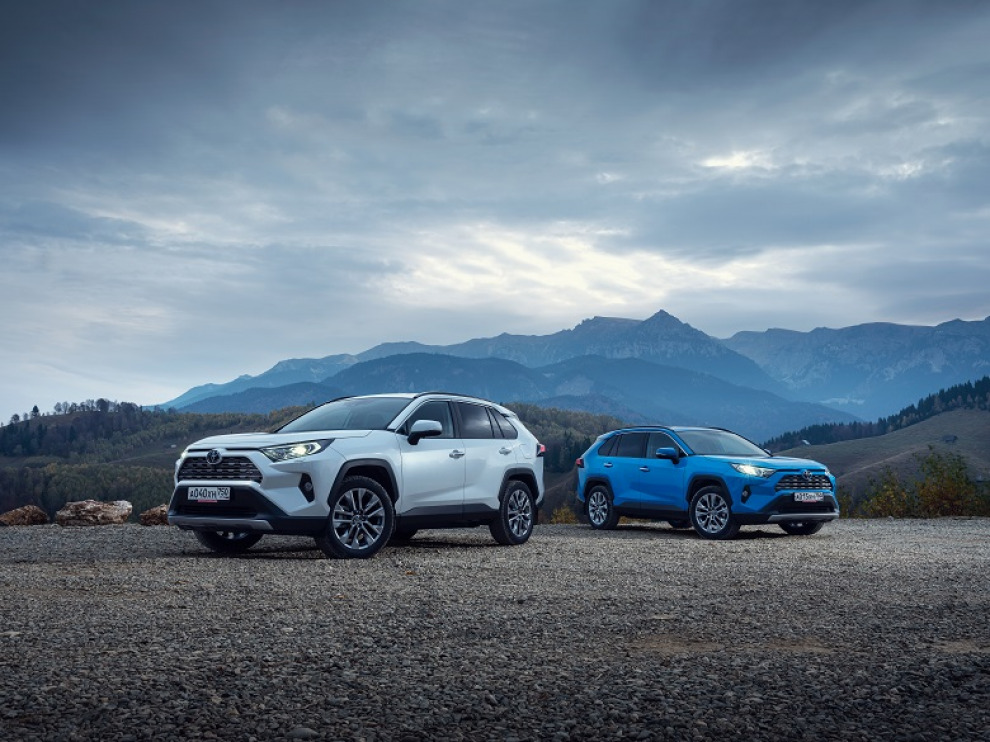 Пятое поколение Toyota RAV4: мы нашли ахиллесову пяту идеального кроссовера