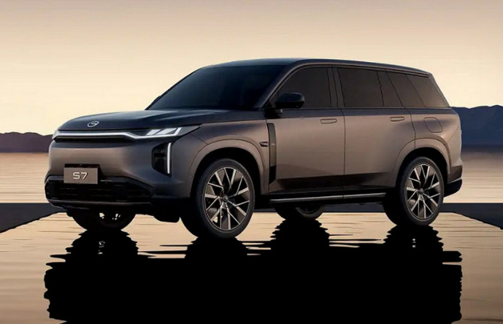 GAC S7 – самый мощный гибридный кроссовер бренда получил путёвку в РФ