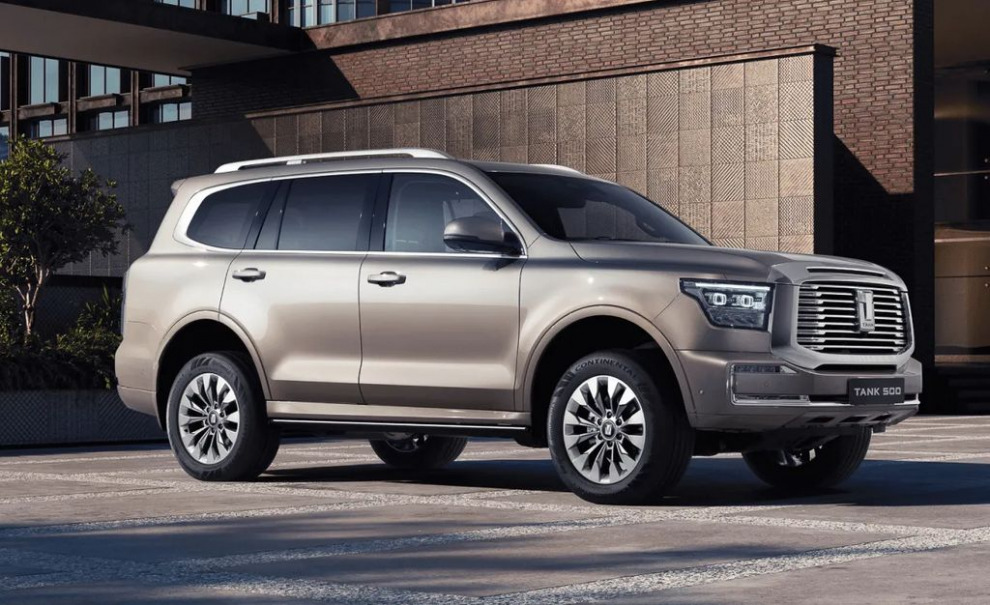 TANK 500 Urban: большой, но ест мало