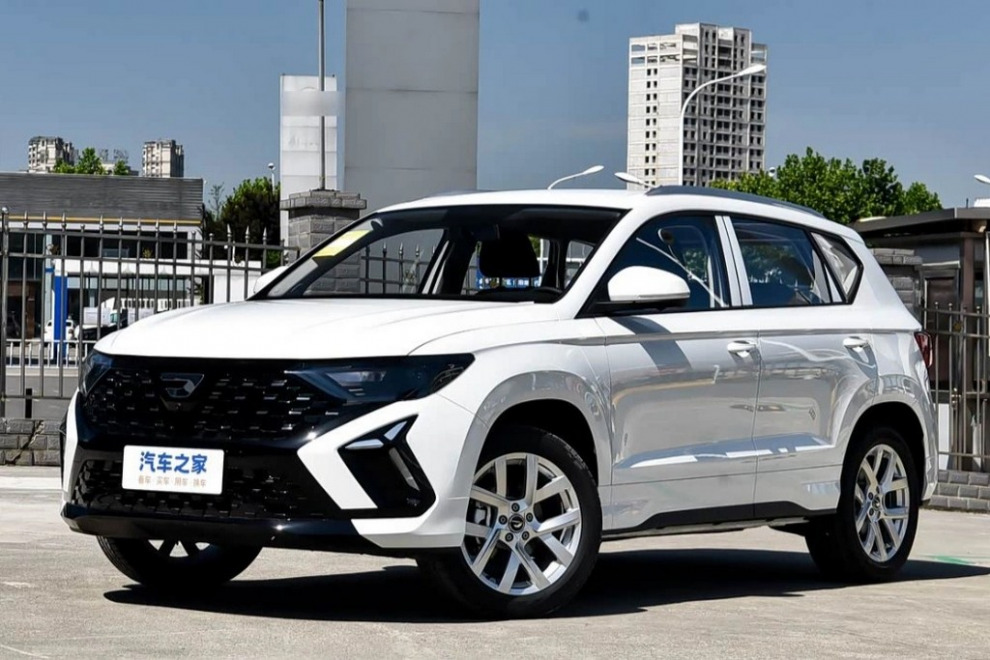 Jetta VS5 Good Luck Edition – караоке в дорогу и парковка без рук