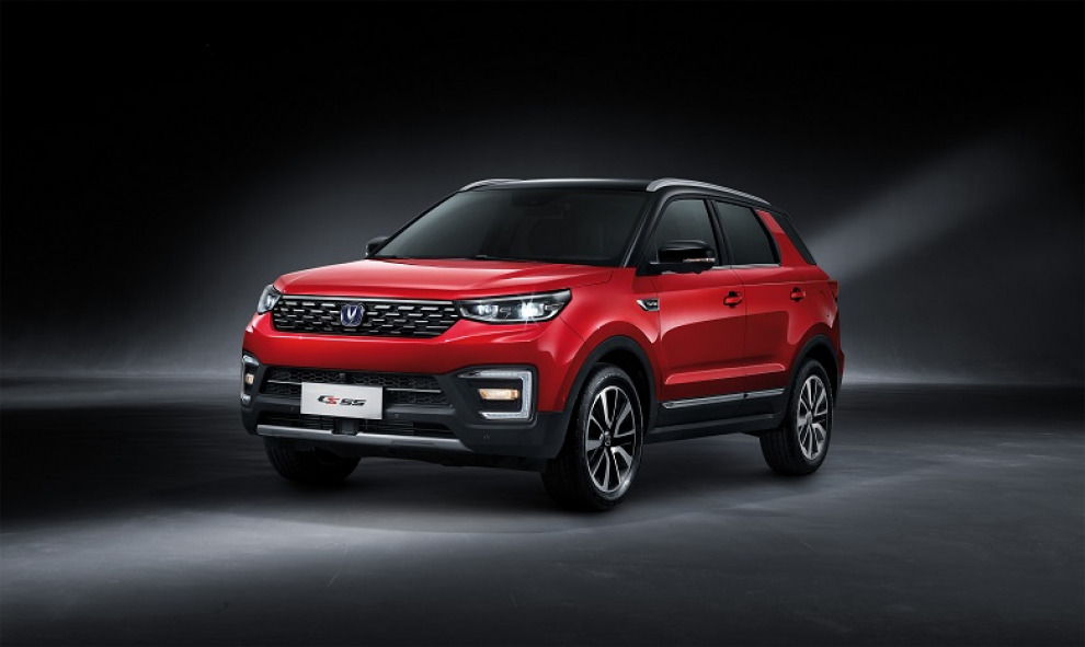 Новый кроссовер Changan приехал в Россию с одним турбомотором