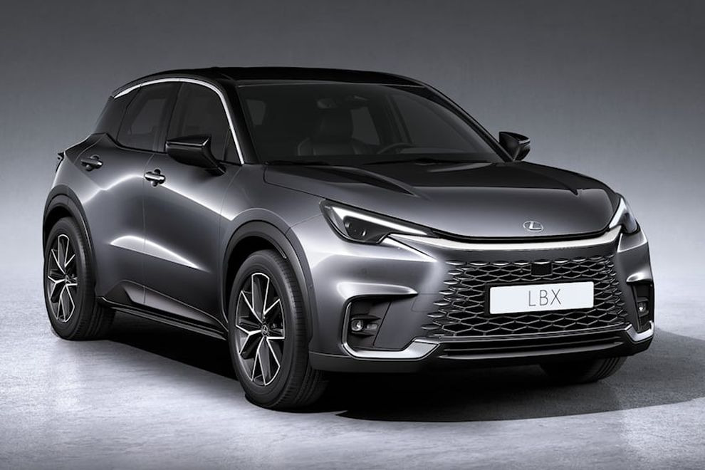 LBX. Самый маленький Lexus