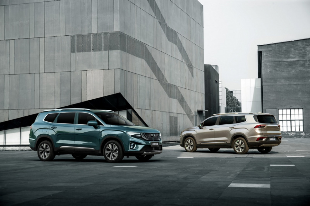 Geely представила свой самый большой кроссовер. Он заменит вам дом
