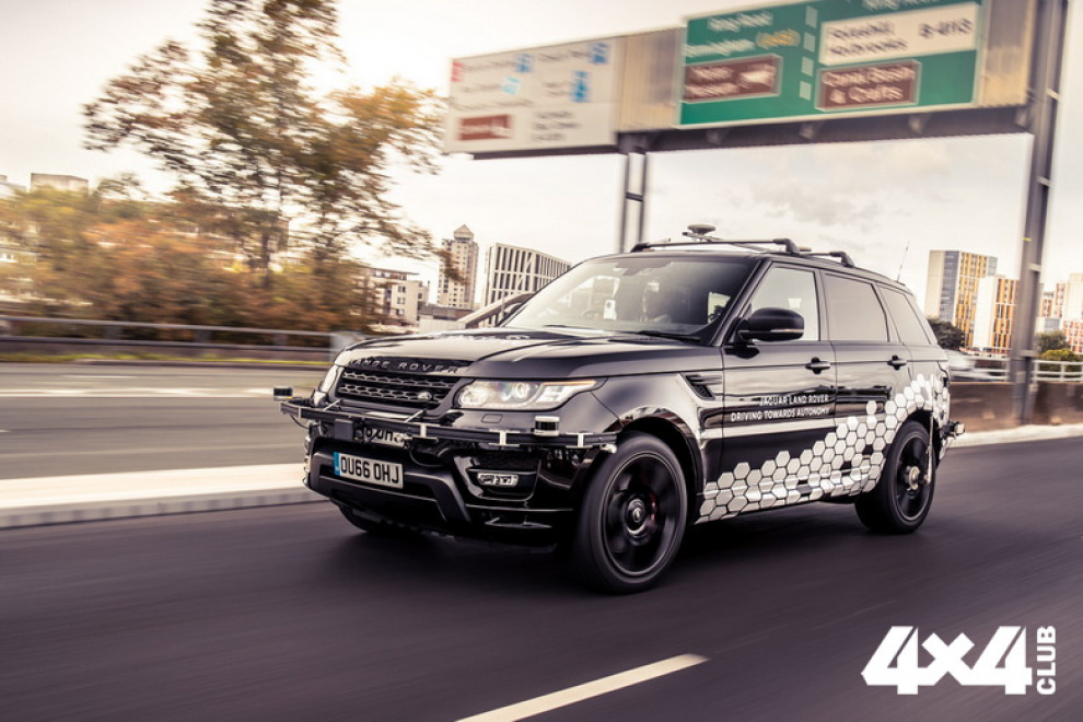 Беспилотный Range Rover Sport прошел испытания  на трассе в Ковентри
