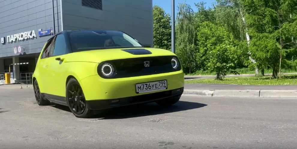 Самая редкая Honda в СНГ. Она маленькая и у неё задний привод (видео)