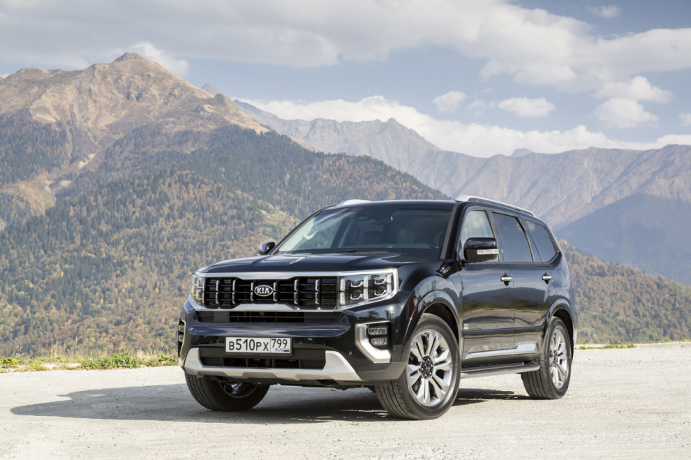 KIA Mohave стал безопаснее и дороже
