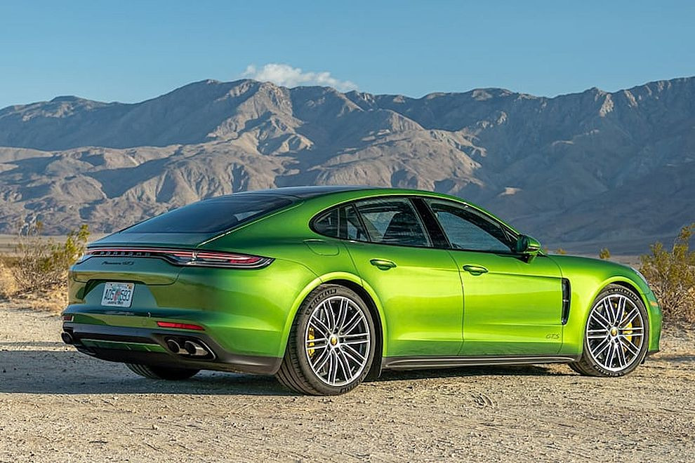 Китайский дилер Porsche случайно продал Panamera за 18 тысяч долларов