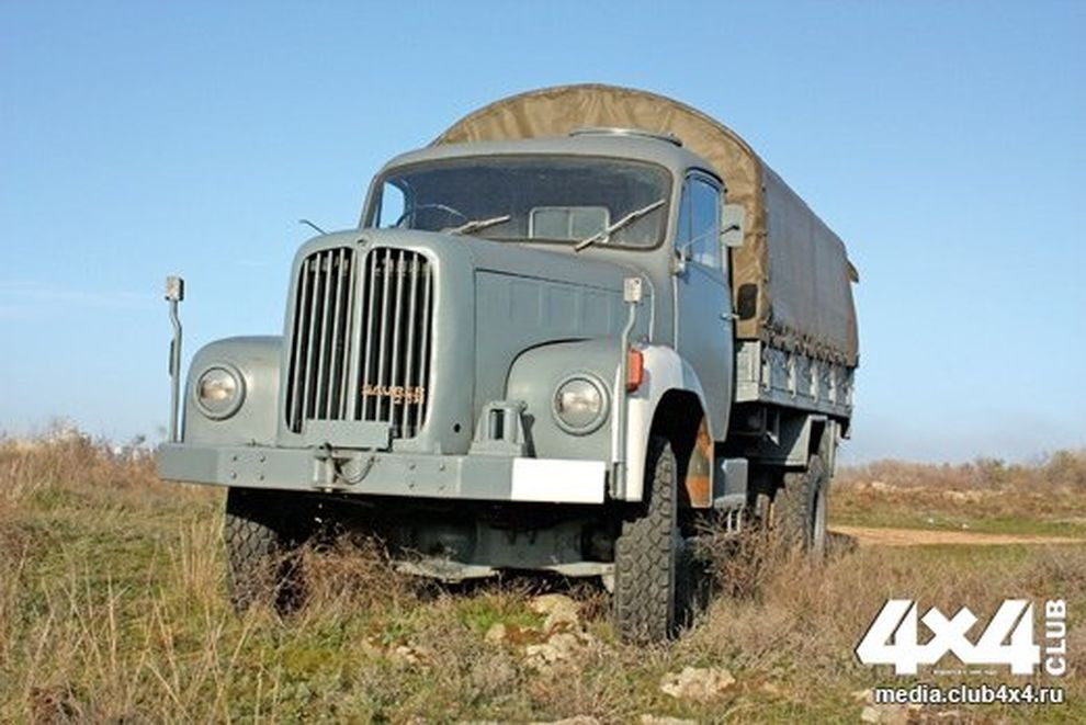 Музейная редкость. Швейцарский военный автомобиль Saurer 2DM