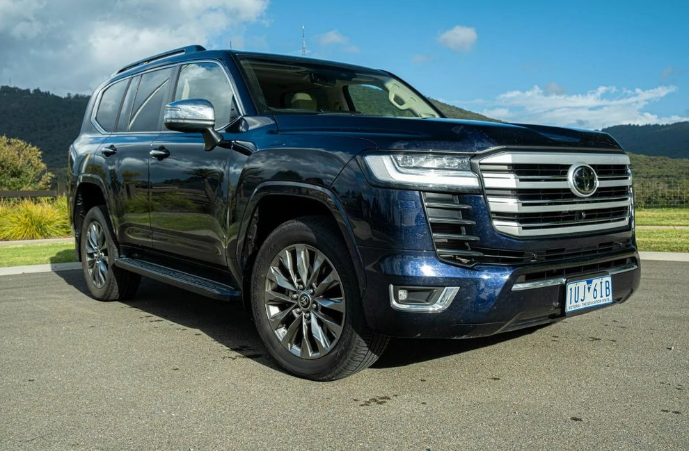 Почти идеальный внедорожник. Обзор Toyota Land Cruiser Sahara ZX 2024 