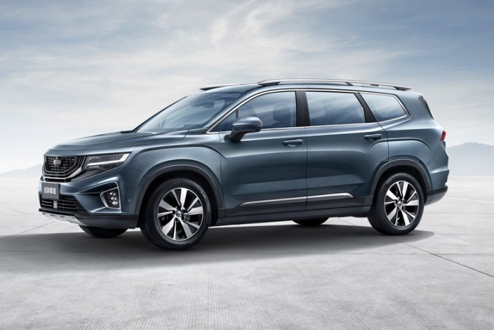 Geely показала конкурента Hyundai Santa Fe