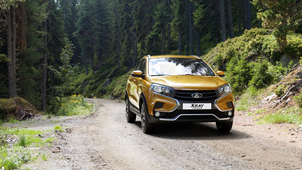 LADA XRAY Cross с автоматической трансмиссией – управляйте играючи 