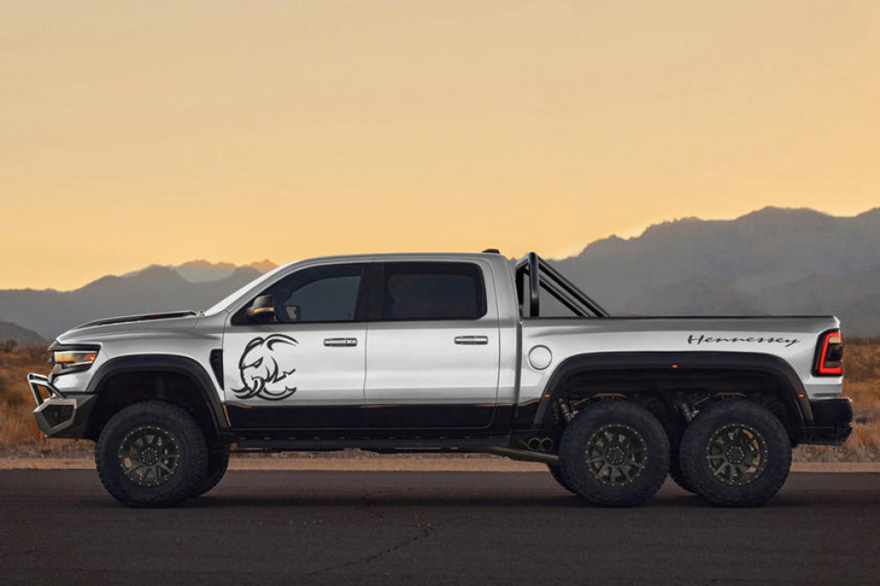 Hennessey скрестит слона и мамонта на базе барана