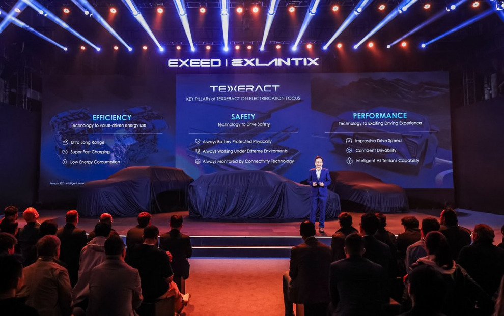 EXEED представил инновационную технологию TEXXERACT и новую дизайнерскую концепцию бренда