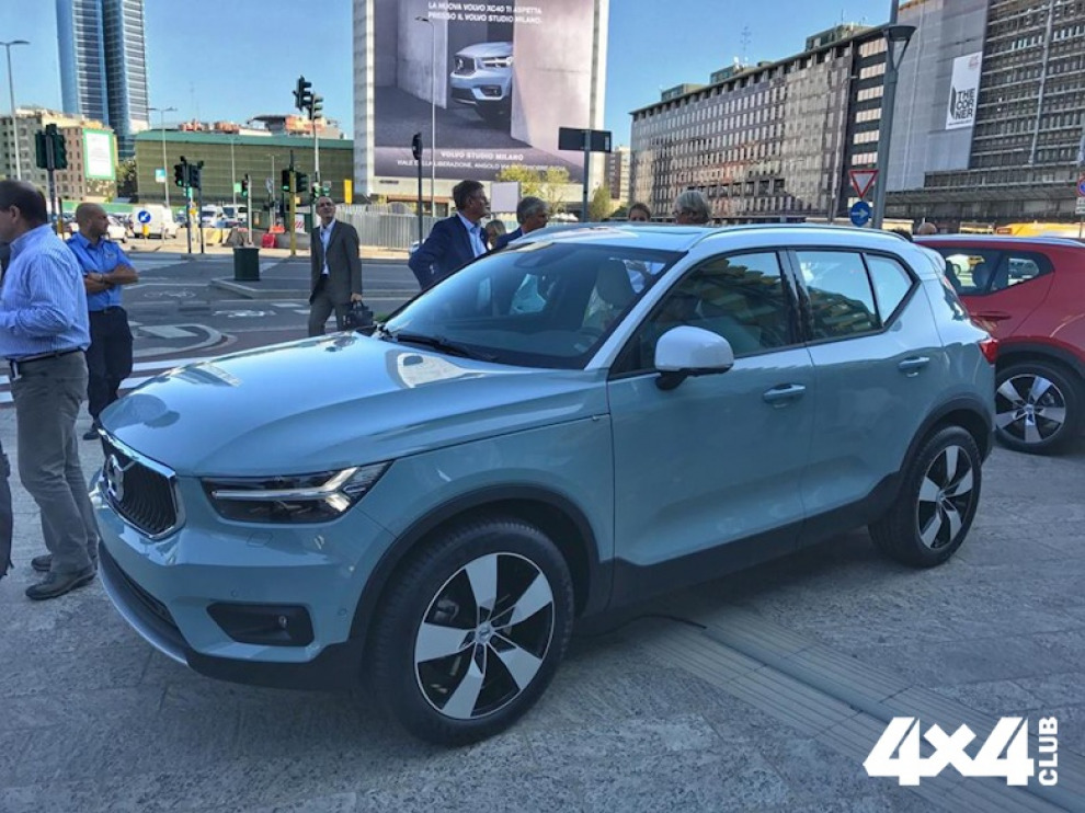 Volvo представил самый маленький кроссовер XC40