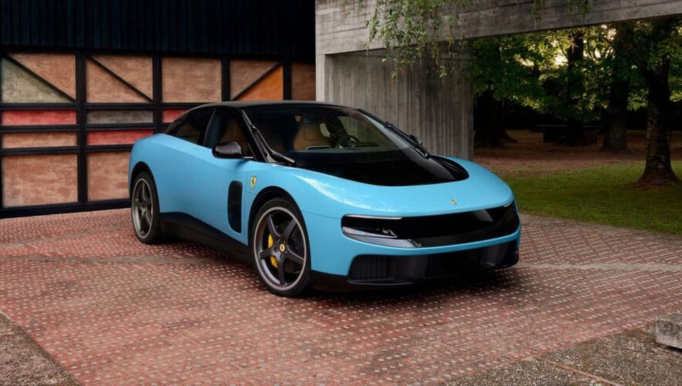 Первый электромобиль Ferrari стал хитом в Китае