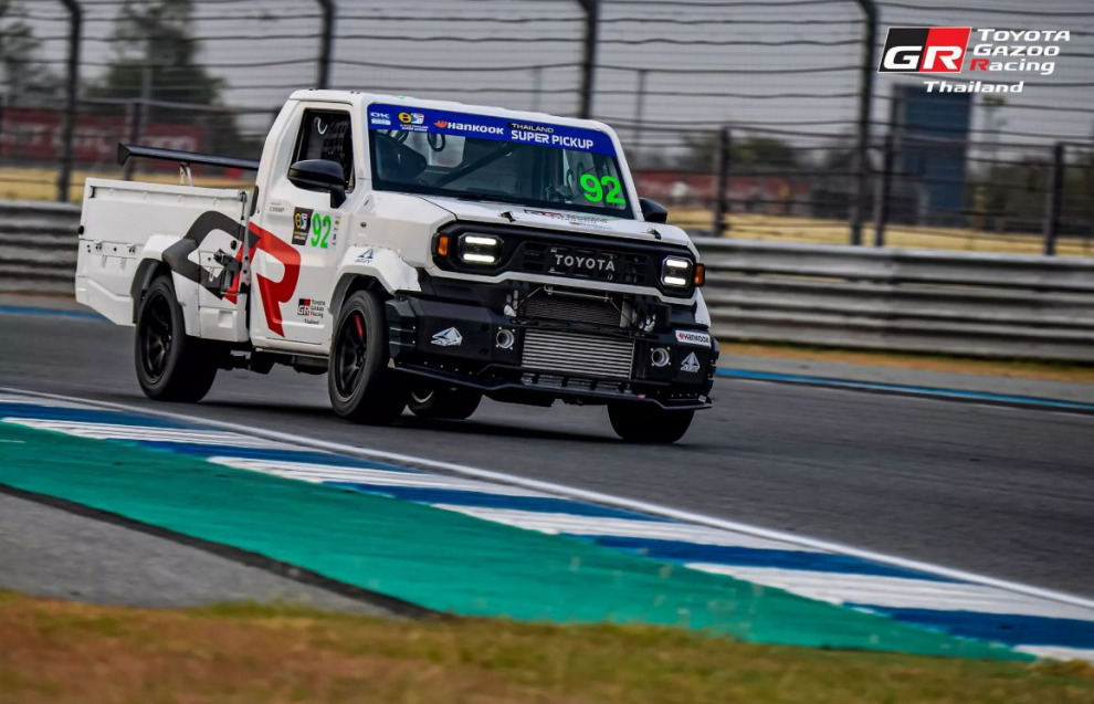 Gazoo Racing превратила скромный Toyota Hilux Champ в трекового монстра