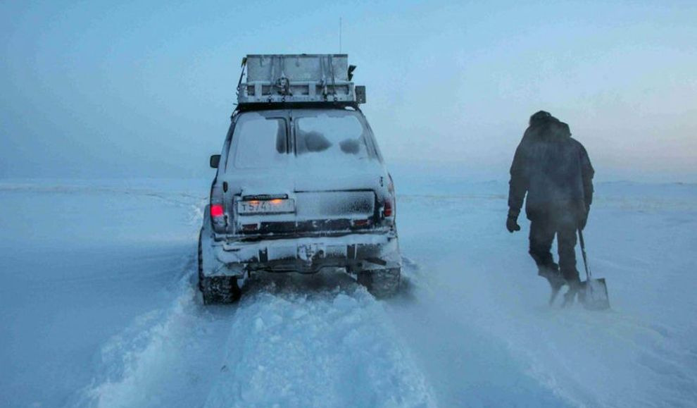 Лёня Немодный: Одежда и обувь для зимних приключений