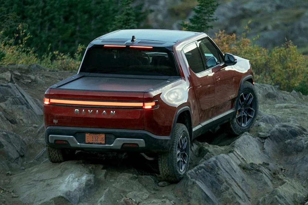 Ещё одна уникальная кузовная дверь. Теперь от Rivian