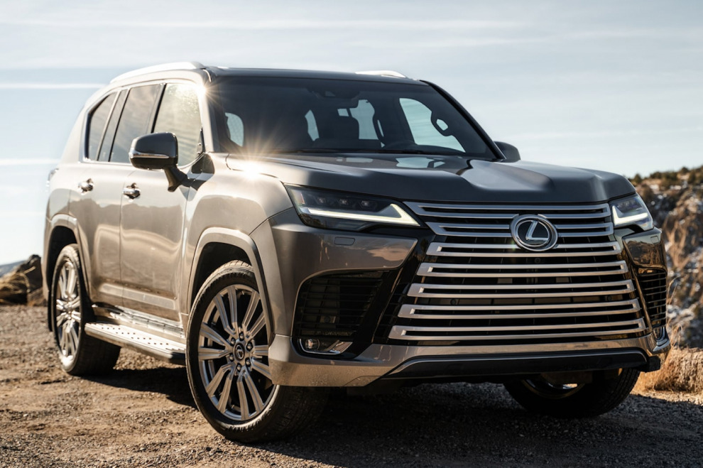 Чтобы обогнать BMW, Lexus придётся много и усердно работать