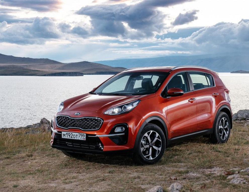 Жаркое солнце Ольхона и оранжевое настроение KIA Sportage