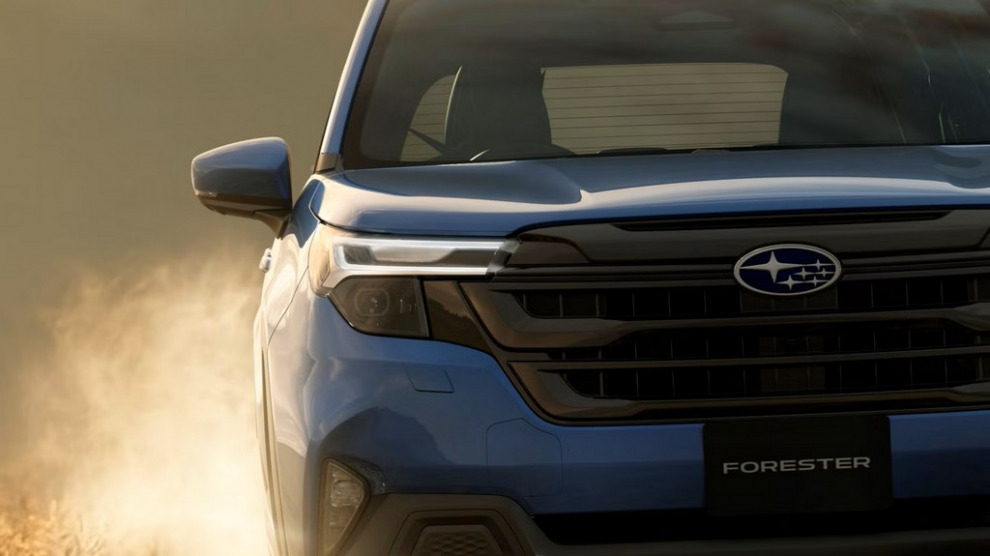 Subaru Forester не меняет цену третий год подряд, бросая вызов подорожавшему RAV4