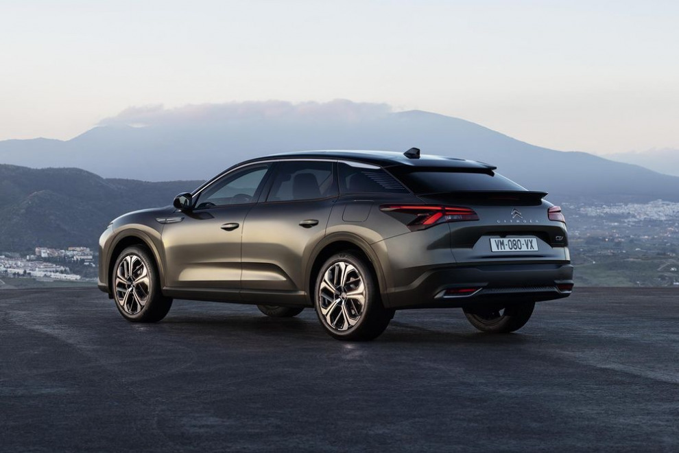 Citroen C5 X. 3-в-1