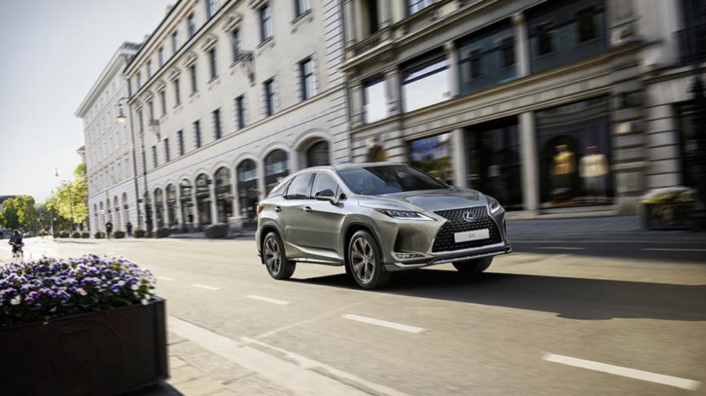 Особая версия Lexus RX Black Vision доступна для заказа