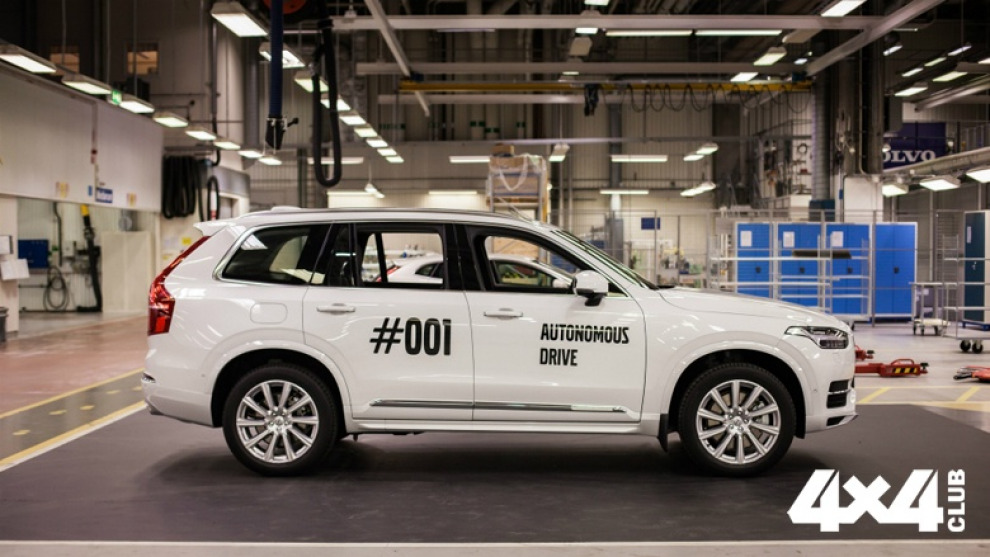 Volvo показала первый XC90 для «народных» тестов беспилотников