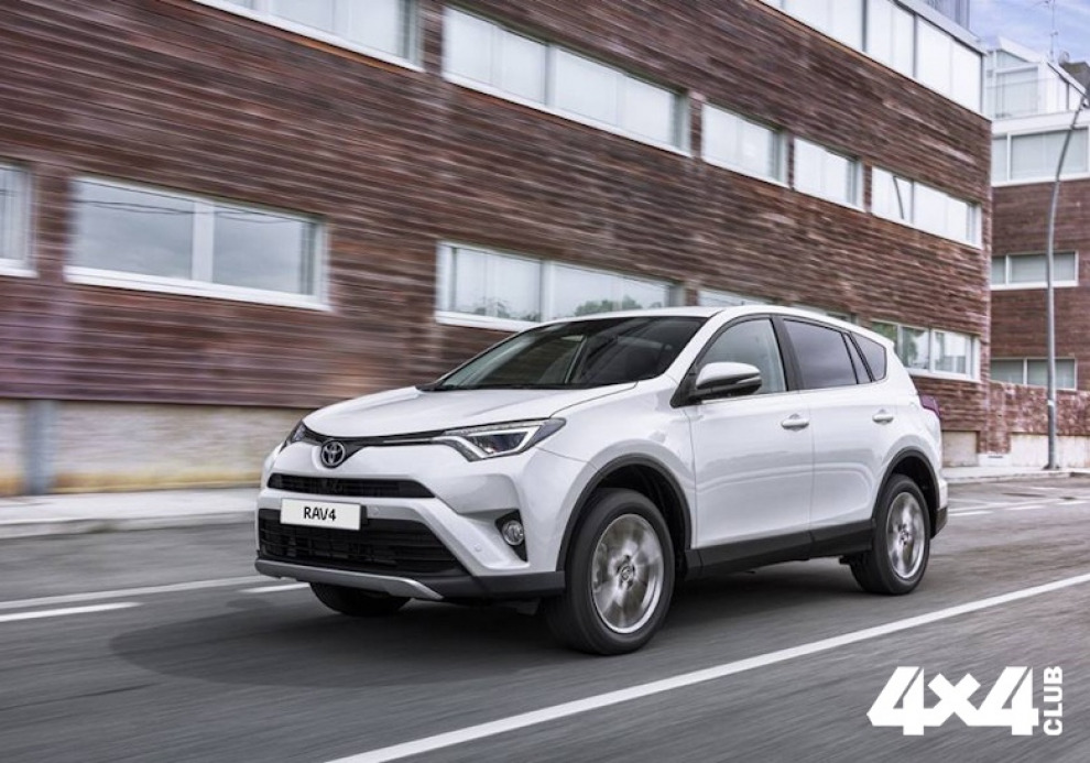 Toyota вернула российскому RAV4 дизель